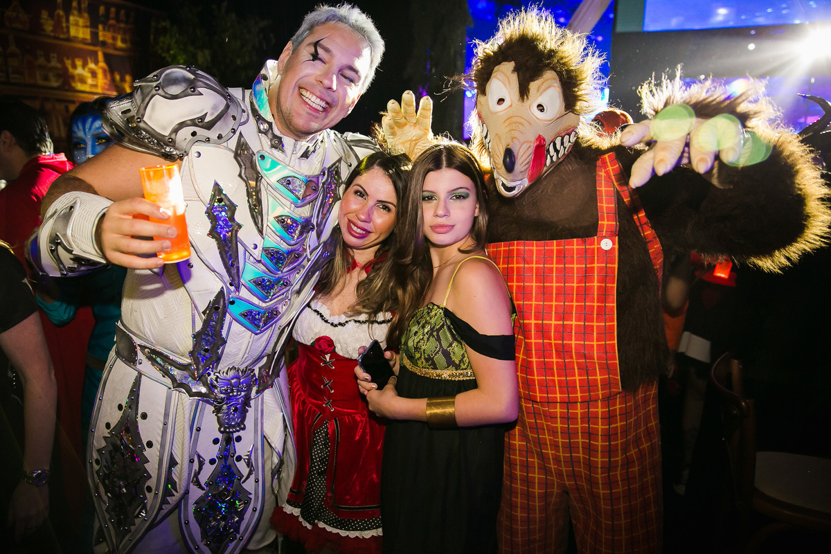 Aniversário Steve festa fantasia 40 anos em Mogi das Cruzes, festa a fantasia, balada, Luana Camarah, Camila Lima, Photolima fotografia, fotografo de festa, fotografo de Mogi das Cruzes, intertrans do brasil, foto de festa