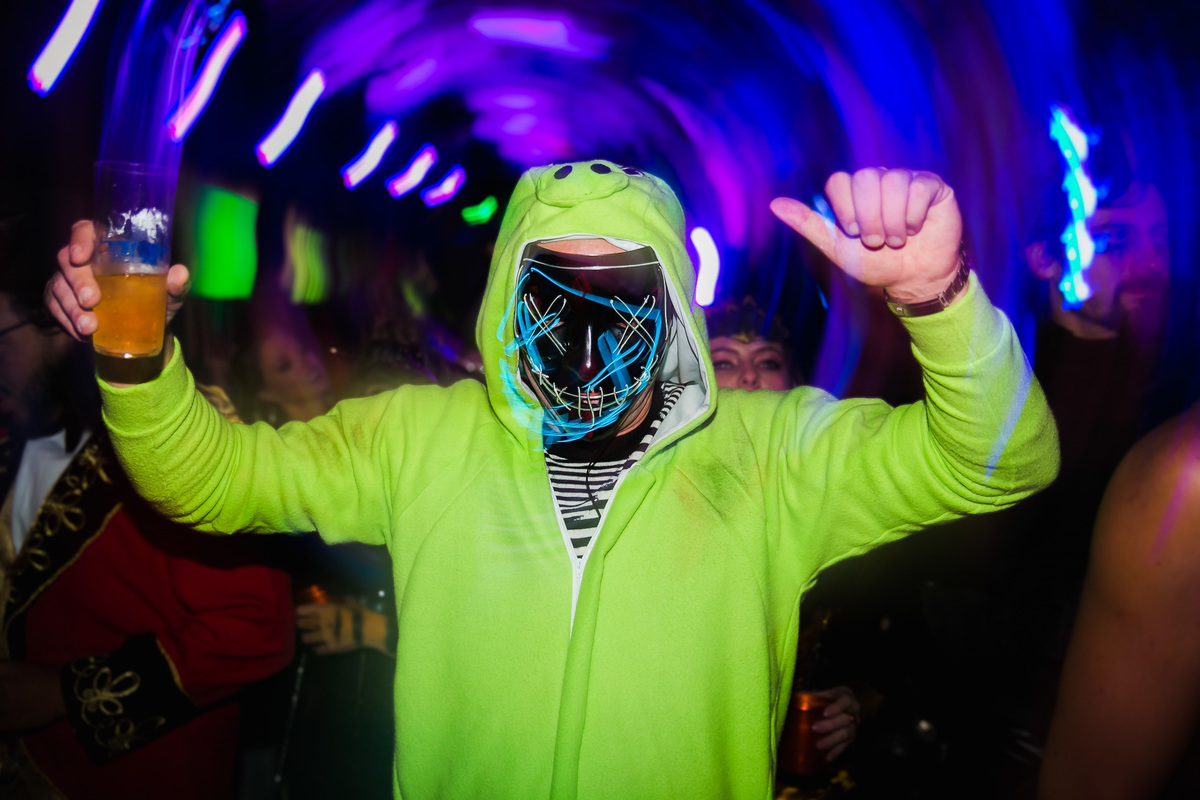 Aniversário Steve festa fantasia 40 anos em Mogi das Cruzes, festa a fantasia, balada, Luana Camarah, Camila Lima, Photolima fotografia, fotografo de festa, fotografo de Mogi das Cruzes, intertrans do brasil, foto de festa