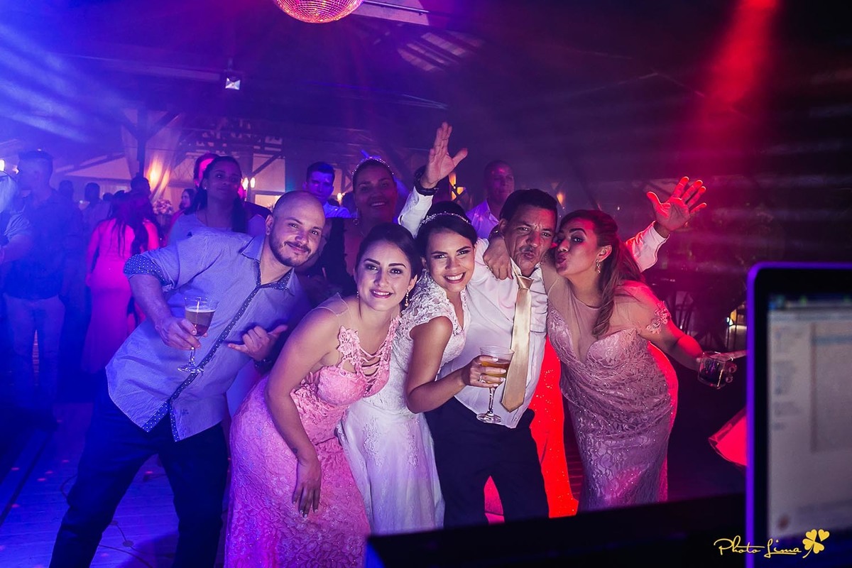 Photolima fotografia de casamento de mogi das cruzes, fotografos, wedding, rodrigo bittencourt, sergio lima, lapis de noiva, igreja do carmo, casa da arvore, fotografos de casamento de mogi das cruzes, fotografos premiados, festa de casamento, dj 