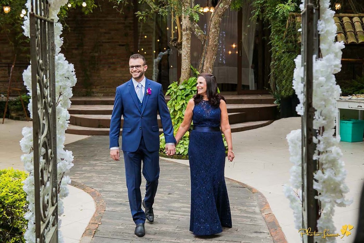 Casarão La Villla, Photolima fotografos de casamento de Mogi das Cruzes, Rodrigo Bittencourt Fotografo, Sergio Lima Fotografo, cerimonia, terno de noivo, lapis de noiva, zankyou, blog de casamento, noivo de azul, entrada do noivo