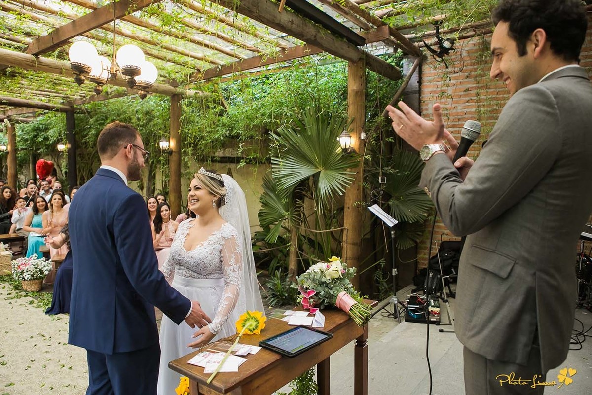 Casarão La Villla, Photolima fotografos de casamento de Mogi das Cruzes, Rodrigo Bittencourt Fotografo, Sergio Lima Fotografo, cerimonia, lapis de noiva, zankyou, blog de casamento, risadas,noiva e o noivo, felizes