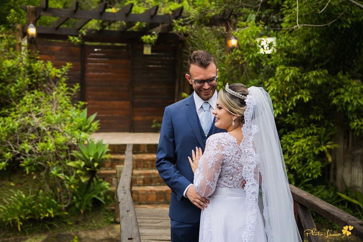 Casarão La Villla, Photolima fotografos de casamento de Mogi das Cruzes, Rodrigo Bittencourt Fotografo, Sergio Lima Fotografo, lapis de noiva, zankyou, blog de casamento, risadas,noiva e o noivo, felizes, Externa com noivos, melhores fotos de casamento