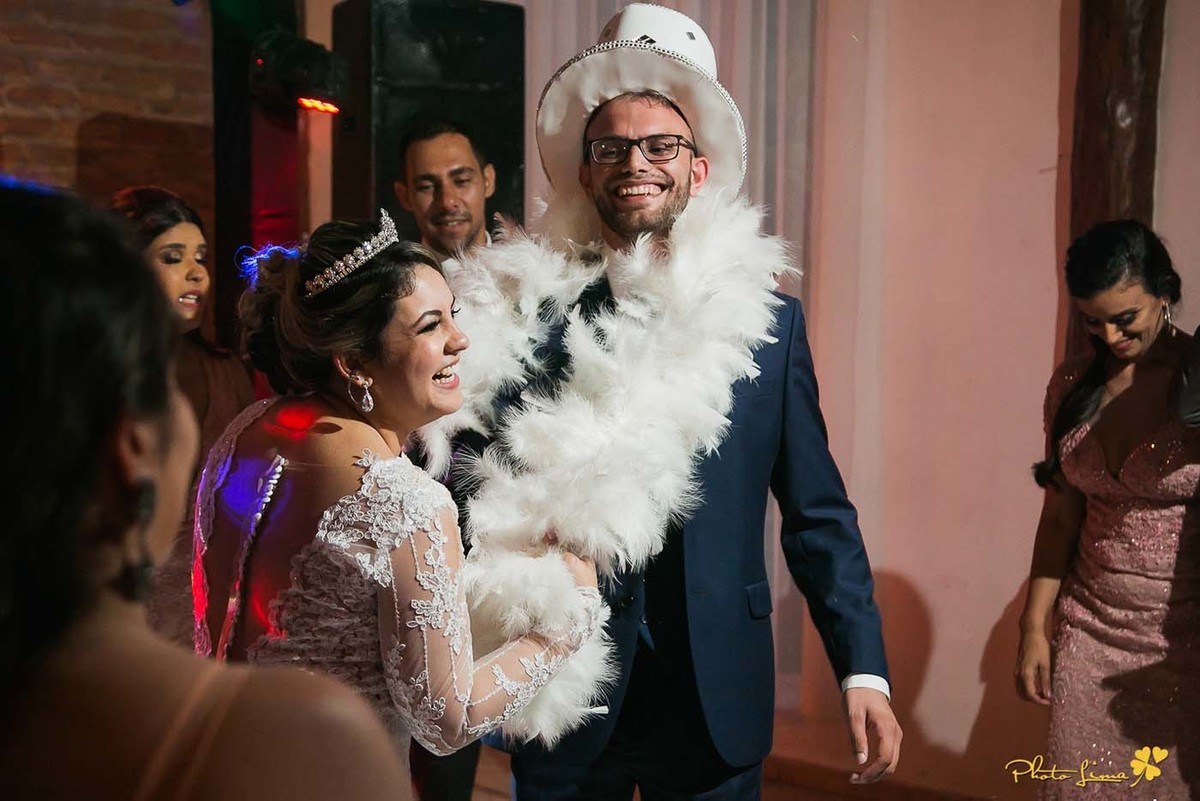 Casarão La Villla, Photolima fotografos de casamento de Mogi das Cruzes, Rodrigo Bittencourt Fotografo, Sergio Lima Fotografo, lapis de noiva, zankyou, blog de casamento, risadas,noiva e o noivo, felizes, festa de casamento, dança dos noivos, noivos dança