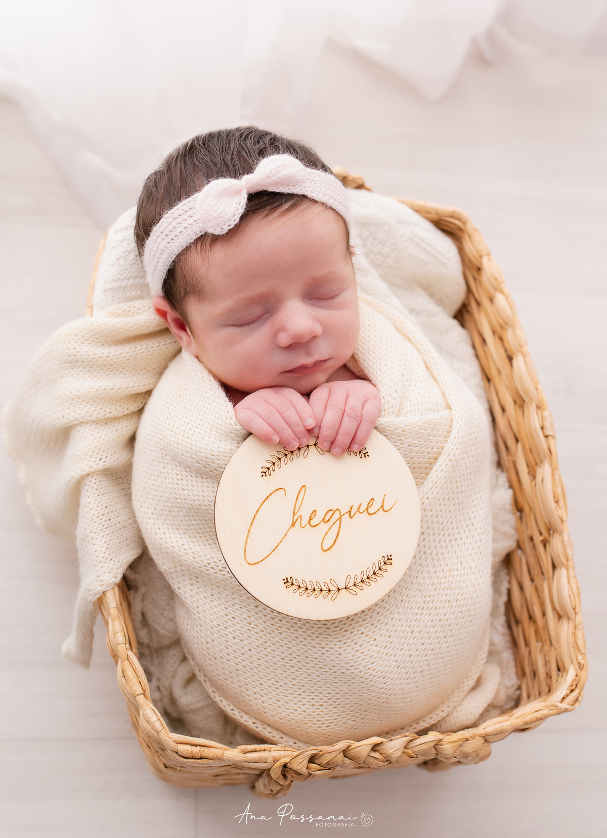 ensaio newborn de bebê recém nascida em estúdio de bento gonçalves ana paula possamai fotografia