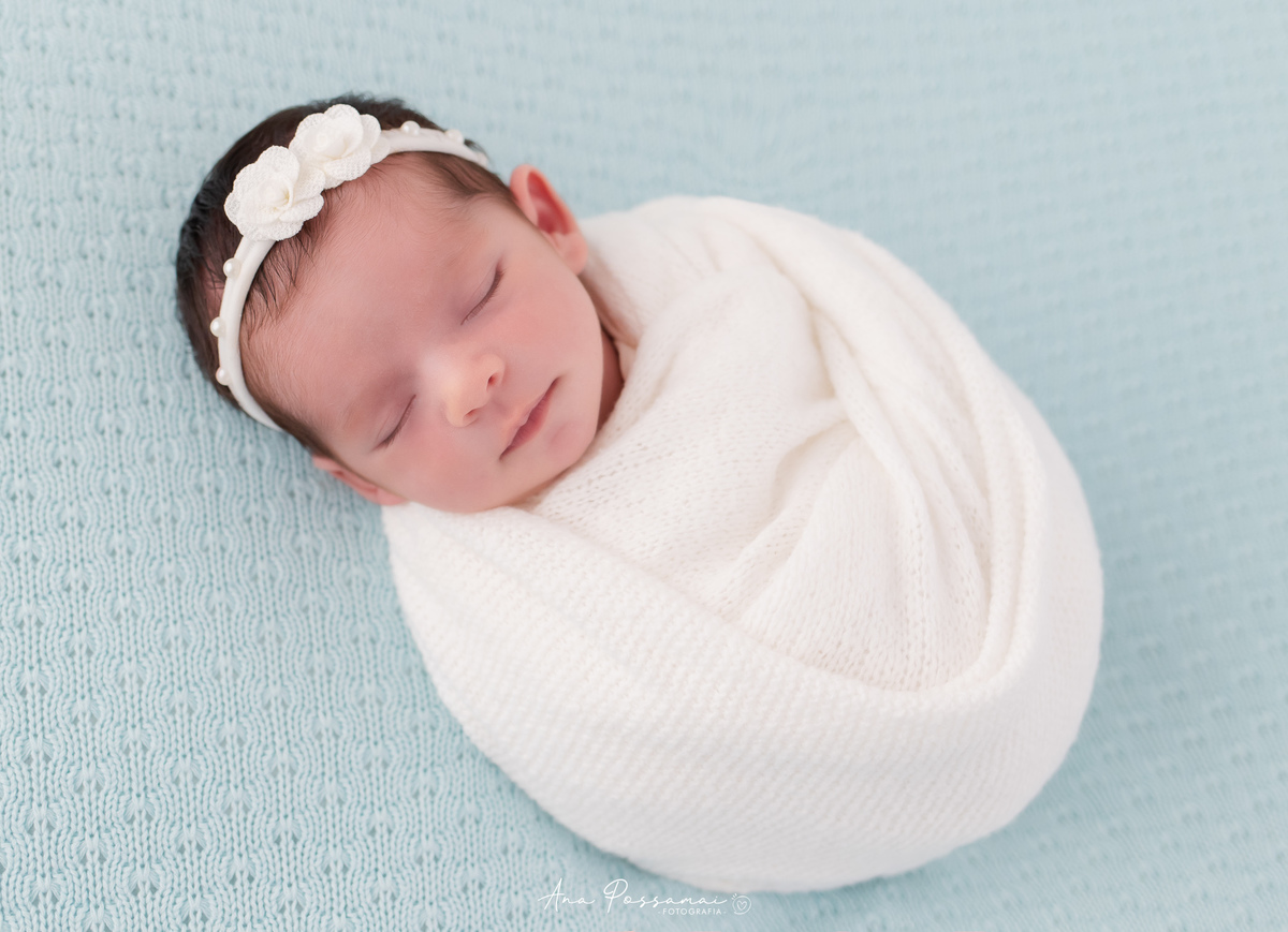 ensaio newborn em estúdio recém nascida em bento gonçalves ana paula possamai fotografia