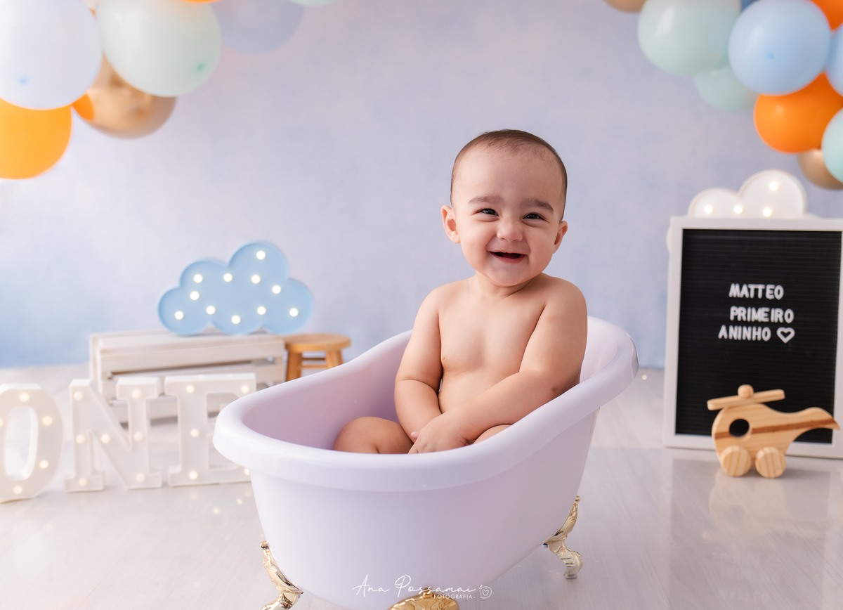 ensaio smash the cake ensaio de um ano do bebê com balões e bolo em bento gonçalves por ana possamai fotografia 