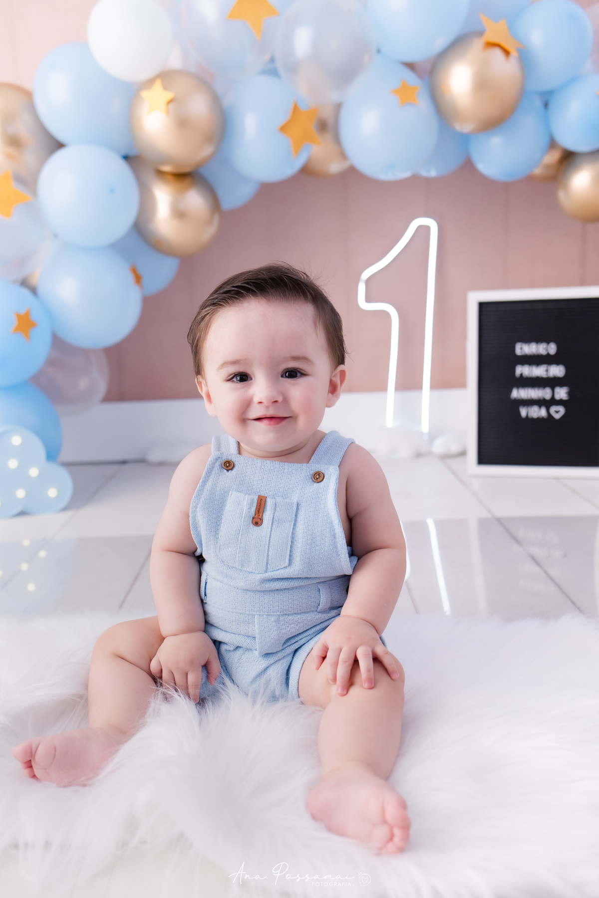 ensaio smash the cake ensaio de um ano do bebê com balões e bolo em bento gonçalves por ana possamai fotografia 