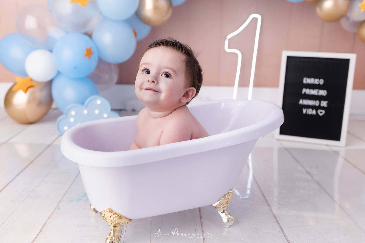 ensaio smash the cake ensaio de um ano do bebê com balões e bolo em bento gonçalves por ana possamai fotografia 