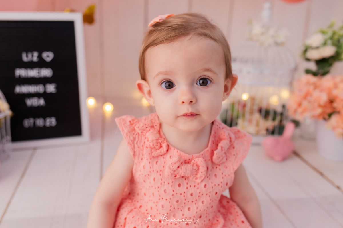 ensaio smash the cake ensaio de um ano do bebê com balões e bolo em bento gonçalves por ana possamai fotografia 
