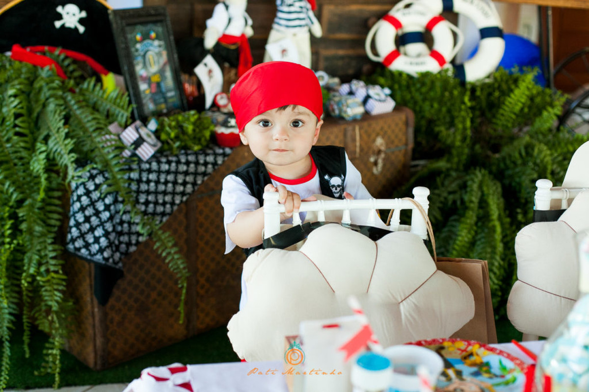 Fotografa de Aniversario de crianca, infantil Matheus – 1 ano, tema de pirata infantil 