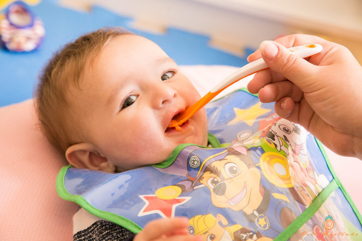 Fotos de acompanhamento de bebe, Daniel – 6 meses