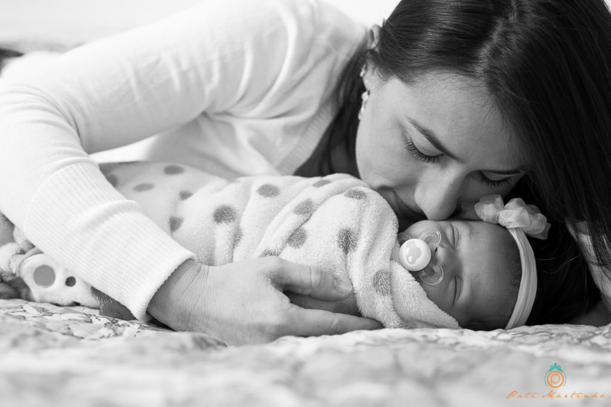 newborn lifestyle em casa, fotos dos Primeiros dias de Vida da Lorena
