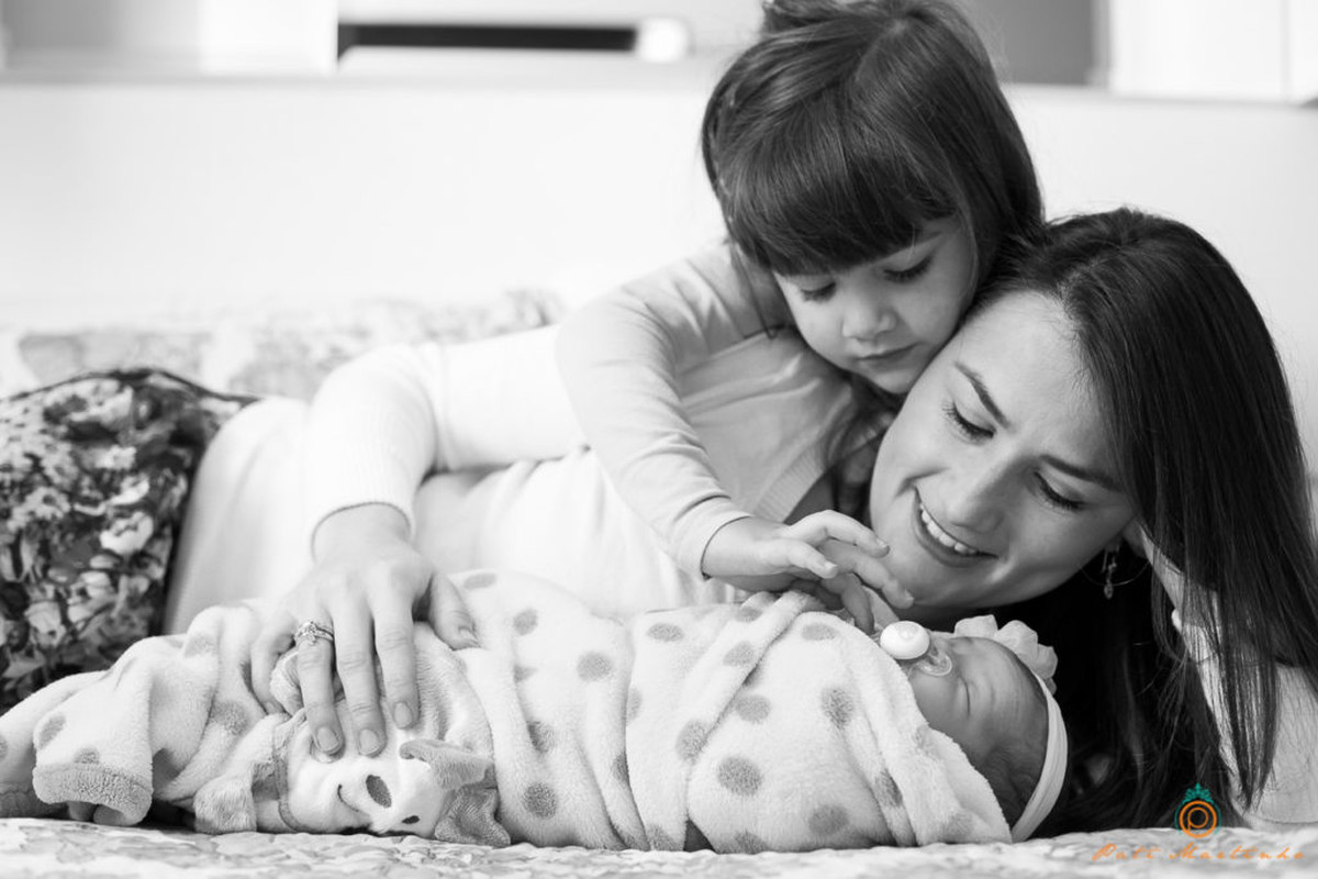 newborn lifestyle em casa, fotos dos Primeiros dias de Vida da Lorena