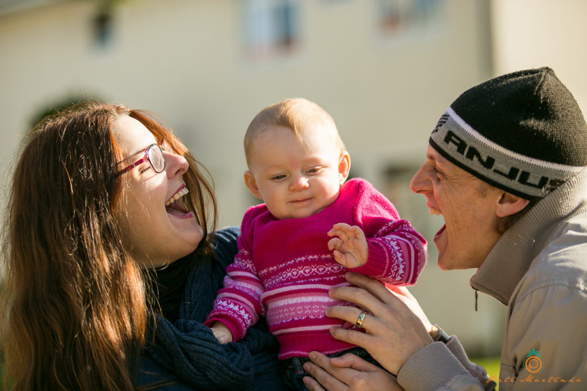 Fotos de acompanhamento de bebê -
 Isadora – 11 meses