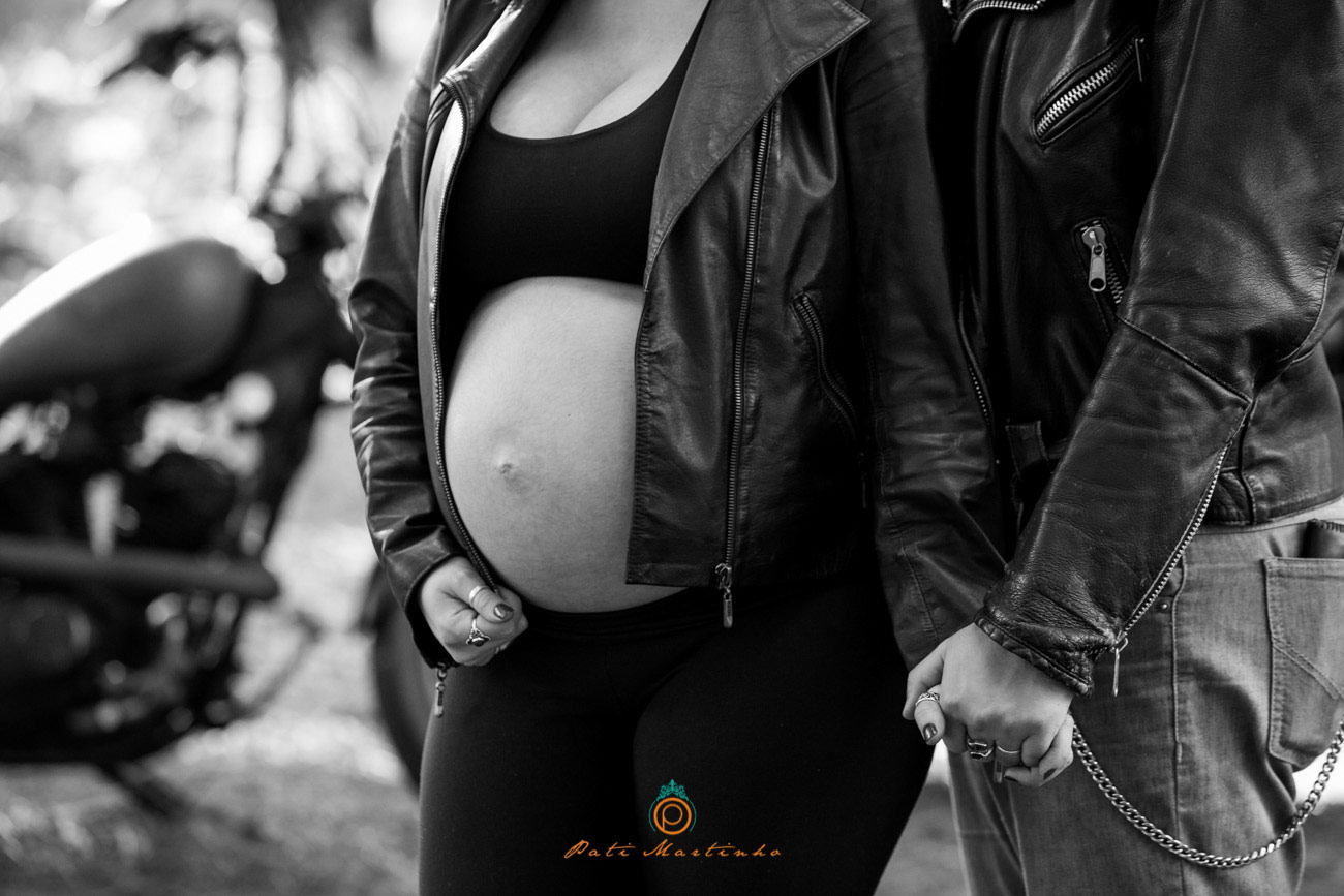 Taiana e Rafael - book de  Gestante com motos customizadas, fotos de gestante com motos, fotos diferentes de gestante, melhor fotografa de gestante de curitiba