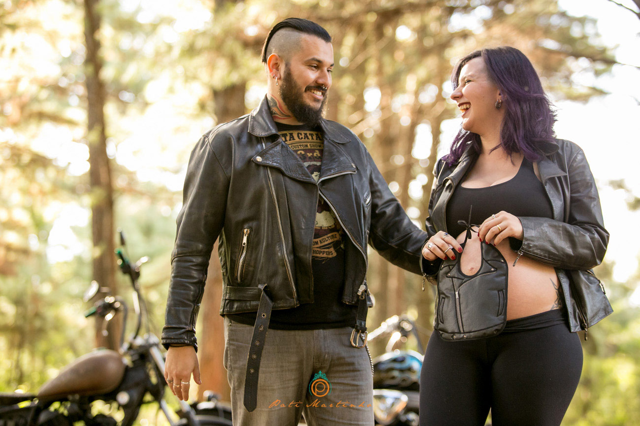 Taiana e Rafael - book de  Gestante com motos customizadas, fotos de gestante com motos, fotos diferentes de gestante, melhor fotografa de gestante de curitiba