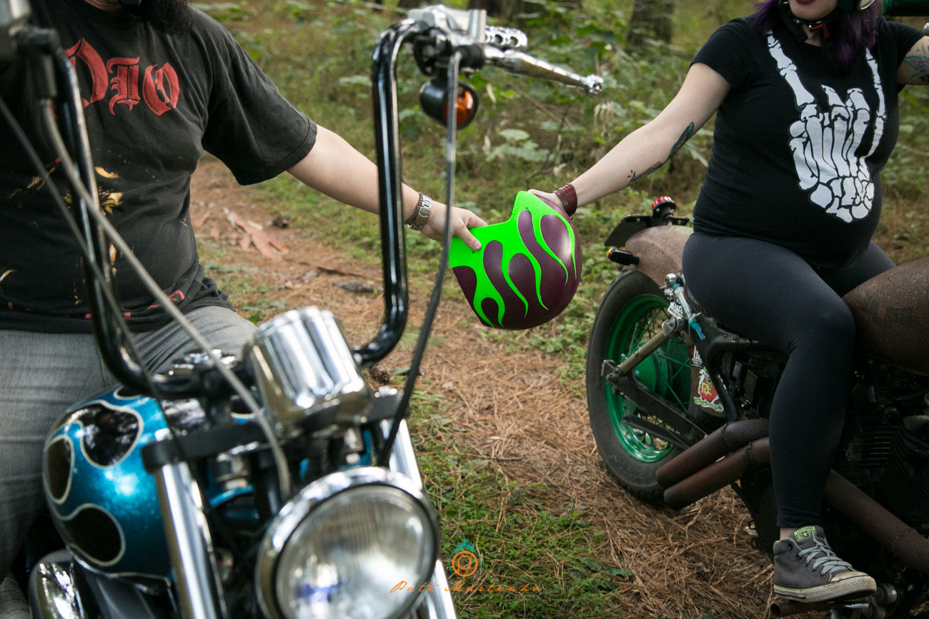 Taiana e Rafael - book de  Gestante com motos customizadas, fotos de gestante com motos, fotos diferentes de gestante, melhor fotografa de gestante de curitiba