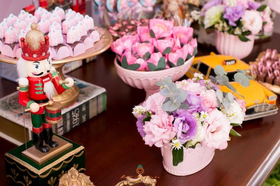 fotos aniversario infantil, festa de 01 ano, fotos festa infantil, foto de crianca, foto de gestante curitiba, valentina tema de viajem, festa infantil de luxo curitba, tema volta ao mundo 