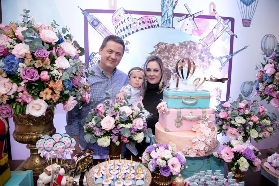 fotos aniversario infantil, festa de 01 ano, fotos festa infantil, foto de crianca, foto de gestante curitiba, valentina tema de viajem, festa infantil de luxo curitba, tema volta ao mundo 