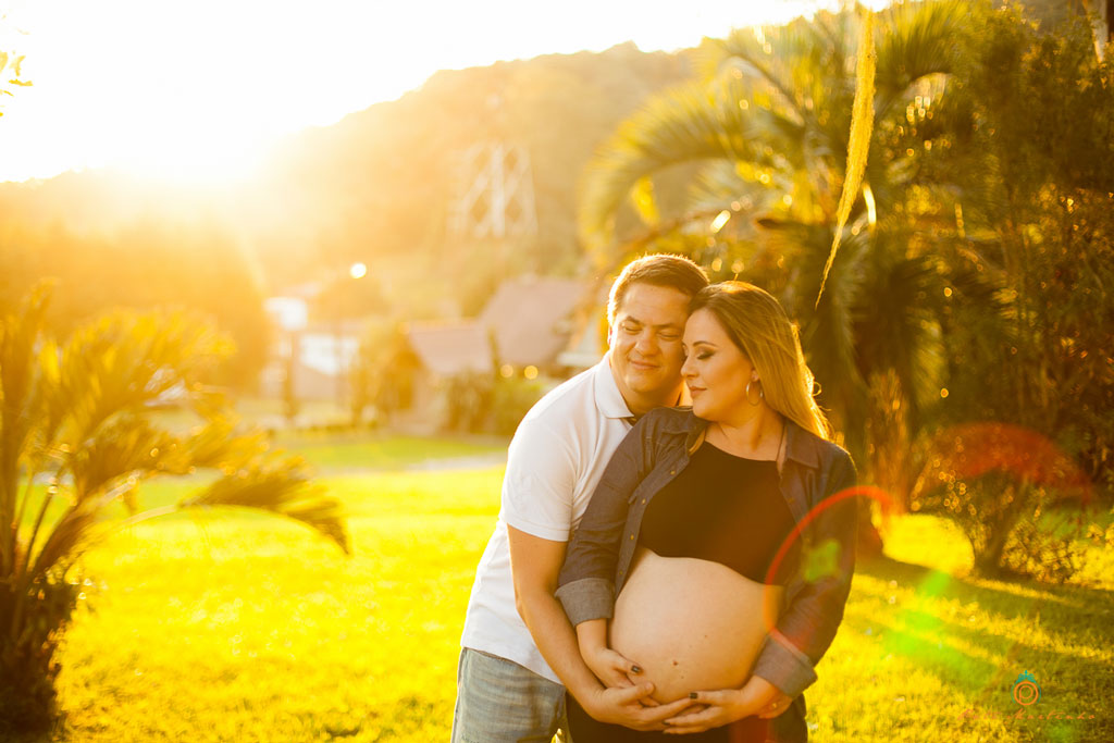 fotos de gestante, book externo de gestante, gestante no por do sol, fotografa de mulher, pati martinho fotos de familia, cave colinas de pedra