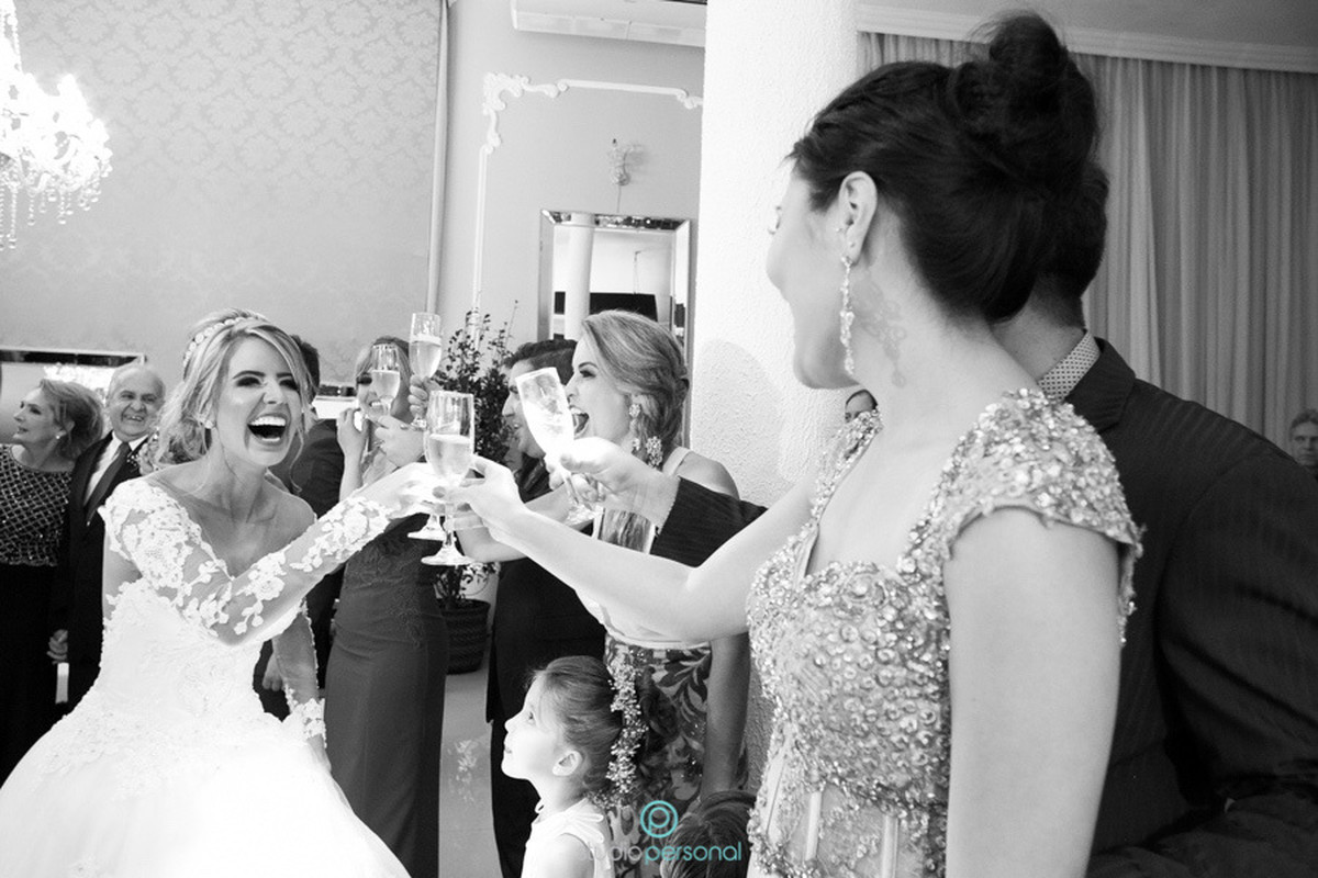 fotografo de casamento em curitiba, jockey, buffet beloni, fabiany prado e ricardo, studio personal fotografias, fascinio cerimonial, lucelia caldatto, silvia frandsen noiva linda, noiva barbie