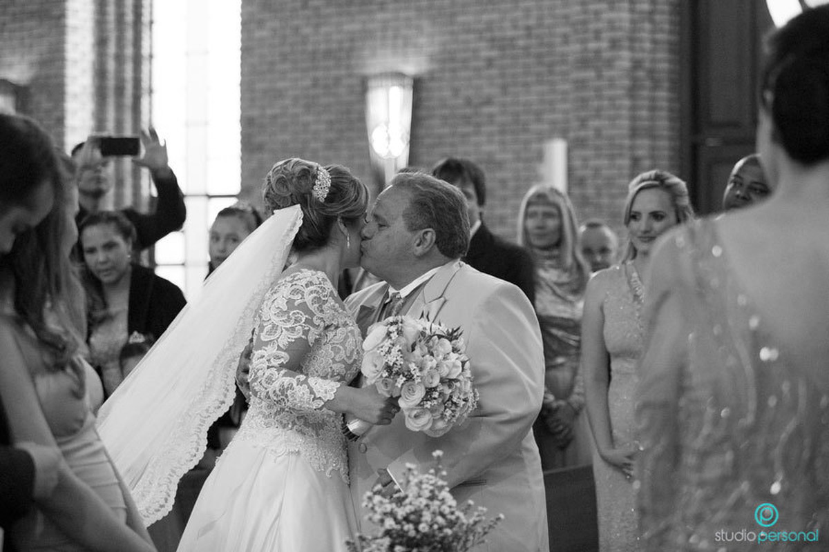 fotos de casamento na chacara krzak em curitiba, studio personal fotografias, foto de noivos, love de luz, andressa brustolin, curitiba, bruno belotto, mariana ramos maquiadora,