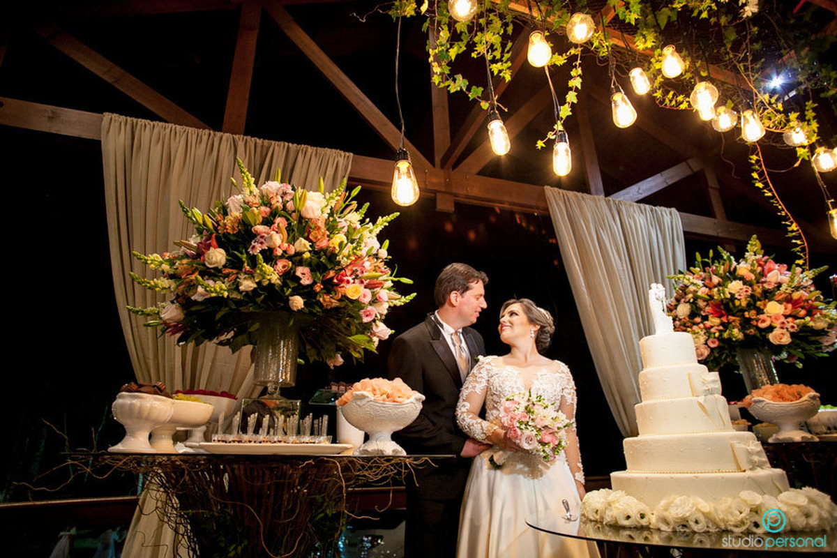 fotos de casamento na chacara krzak em curitiba, studio personal fotografias, foto de noivos, love de luz, andressa brustolin, curitiba, bruno belotto, mariana ramos maquiadora,