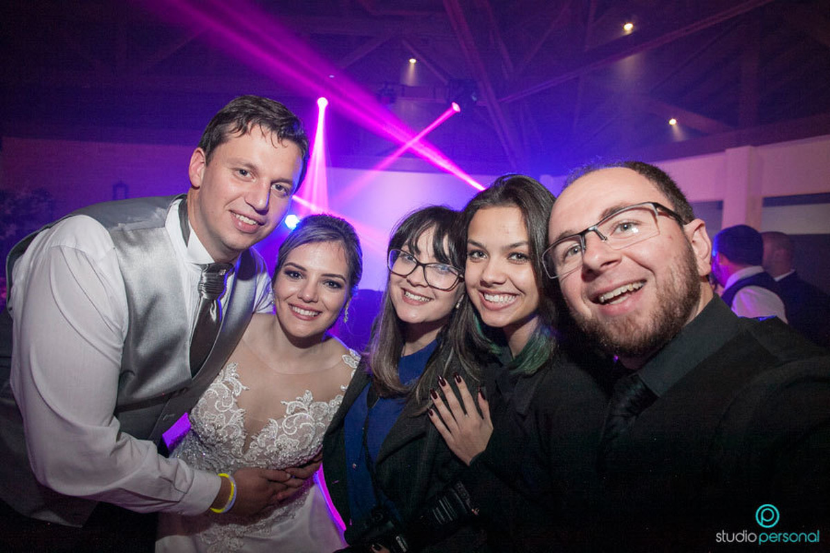 fotos de casamento na chacara krzak em curitiba, studio personal fotografias, foto de noivos, love de luz, andressa brustolin, curitiba, bruno belotto, mariana ramos maquiadora,