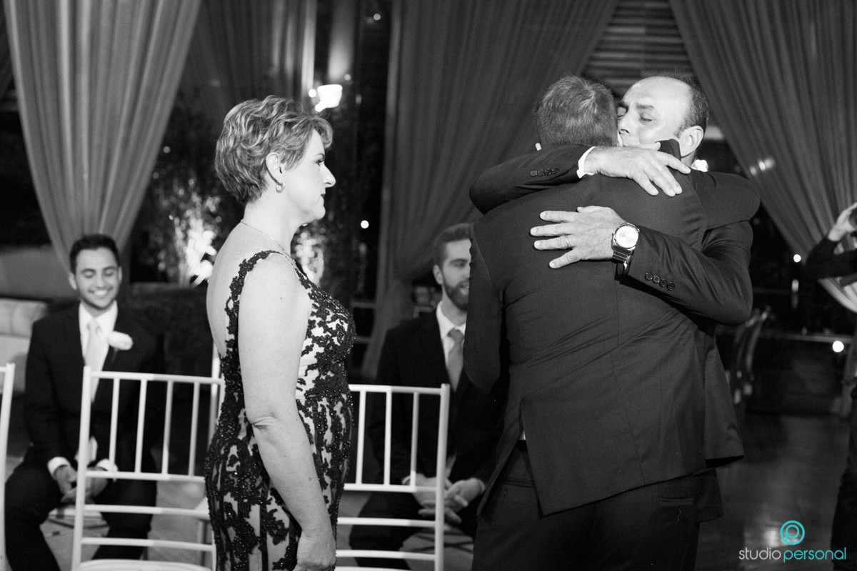 foto de casamento no santa monica curitiba, melhores fotografas de casamento, fotografo de casamento em curitiba, studio personal fotografias, fotografo de casamento, fabio oliveira, patricia martinho, clube santa monica, wedding, brazil, curitiba,