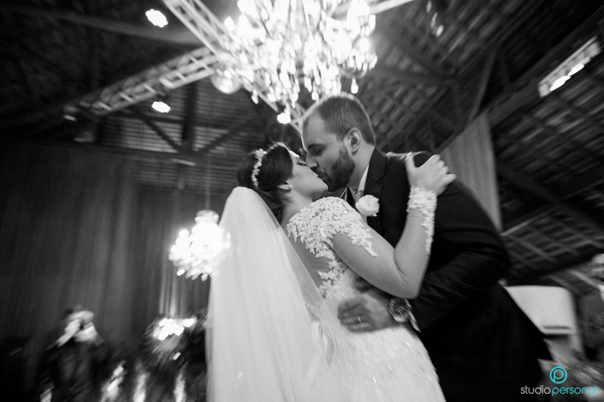 foto de casamento no santa monica curitiba, melhores fotografas de casamento, fotografo de casamento em curitiba, studio personal fotografias, fotografo de casamento, fabio oliveira, patricia martinho, clube santa monica, wedding, brazil, curitiba,