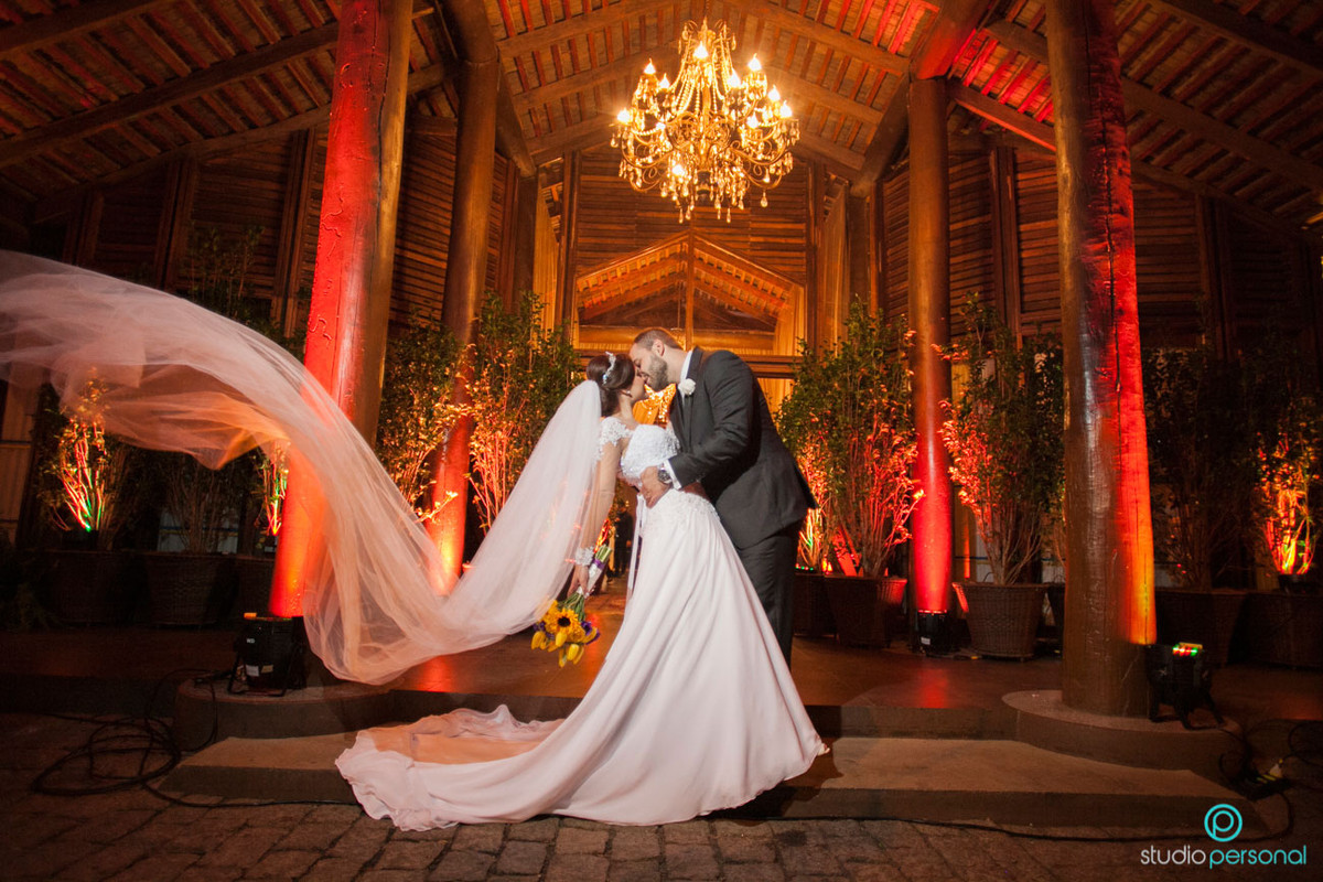 foto de casamento no santa monica curitiba, melhores fotografas de casamento, fotografo de casamento em curitiba, studio personal fotografias, fotografo de casamento, fabio oliveira, patricia martinho, clube santa monica, wedding, brazil, curitiba,