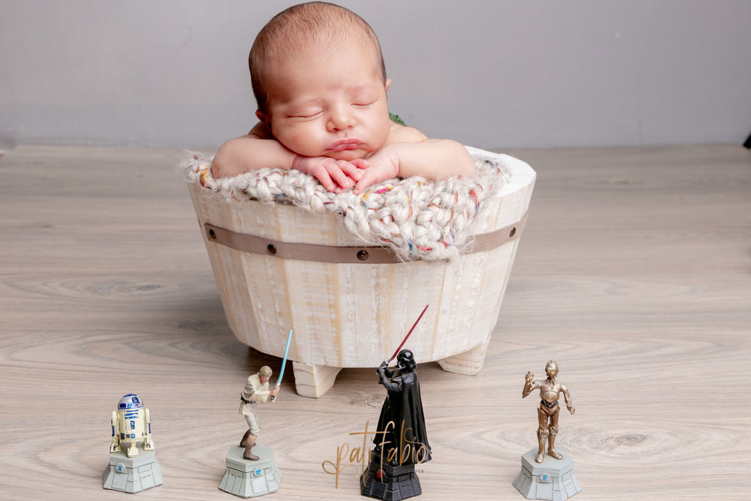 newborn em curitiba, Baby Yoda, bebe star wars