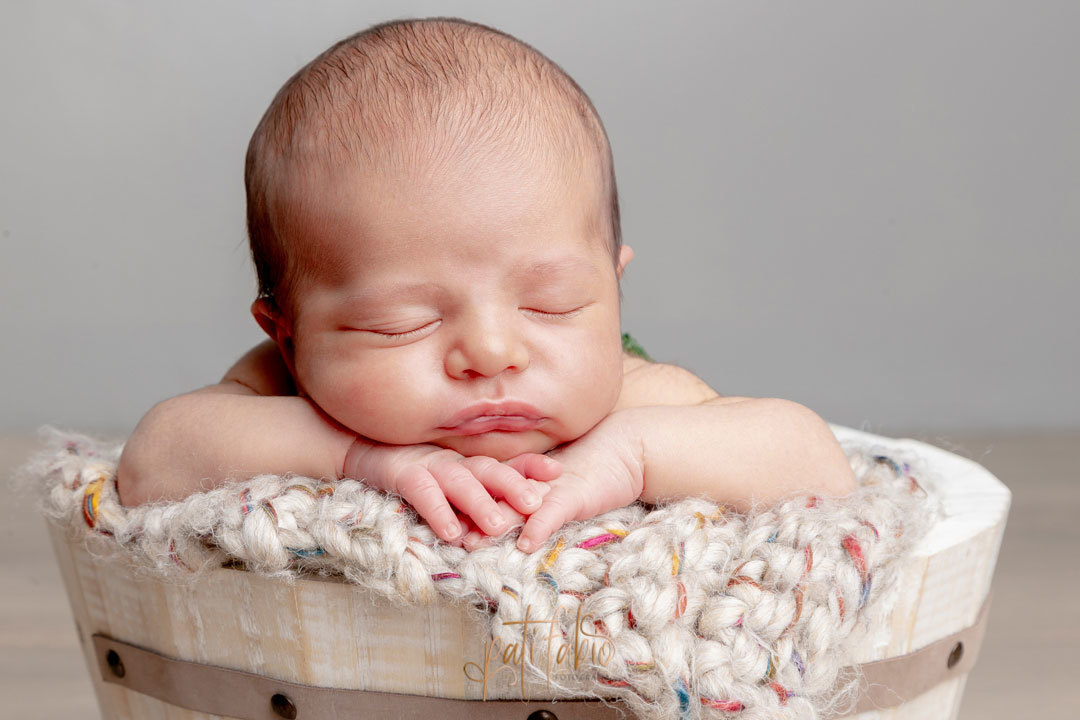 newborn em curitiba, Baby Yoda, bebe star wars