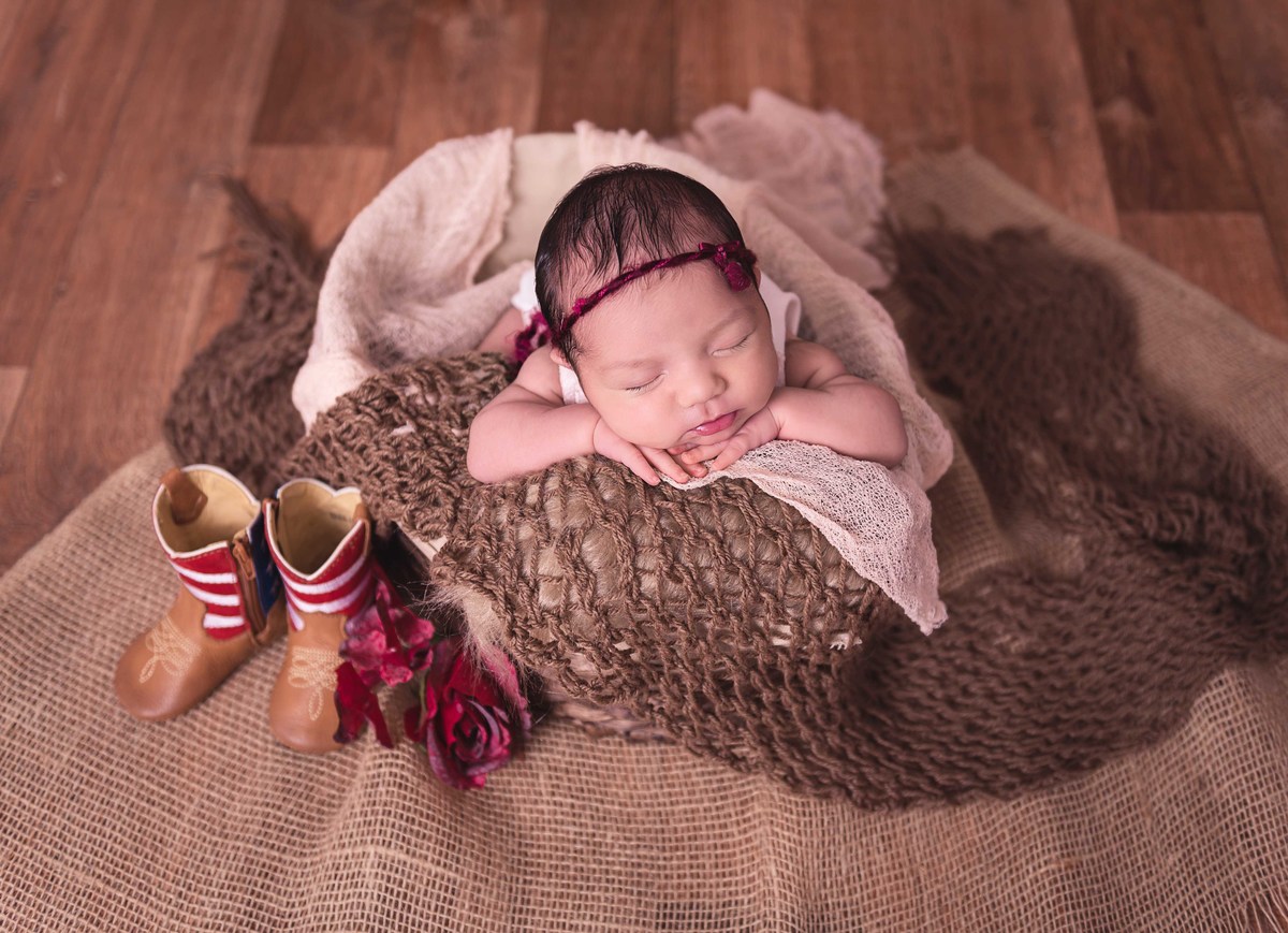 Nyne Costa - Pro Imagem Fotografias - Sinop - Fotografia - Newborn