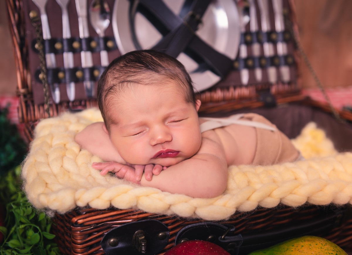 Nyne Costa - Pro Imagem Fotografias - Sinop - Fotografia - Newborn