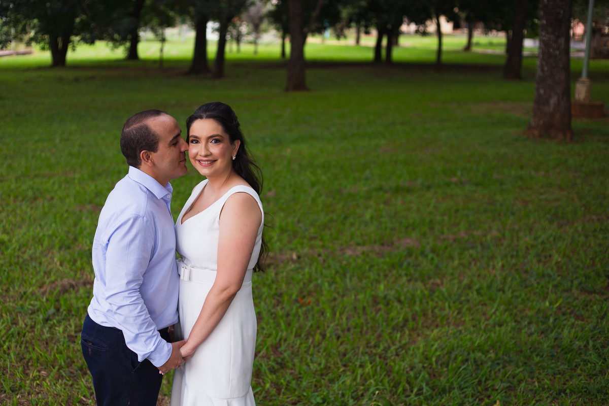 casamento-noivas-evento-foto-fotografia-uberaba-minas-ensaio-prewedding-sorriso-casal