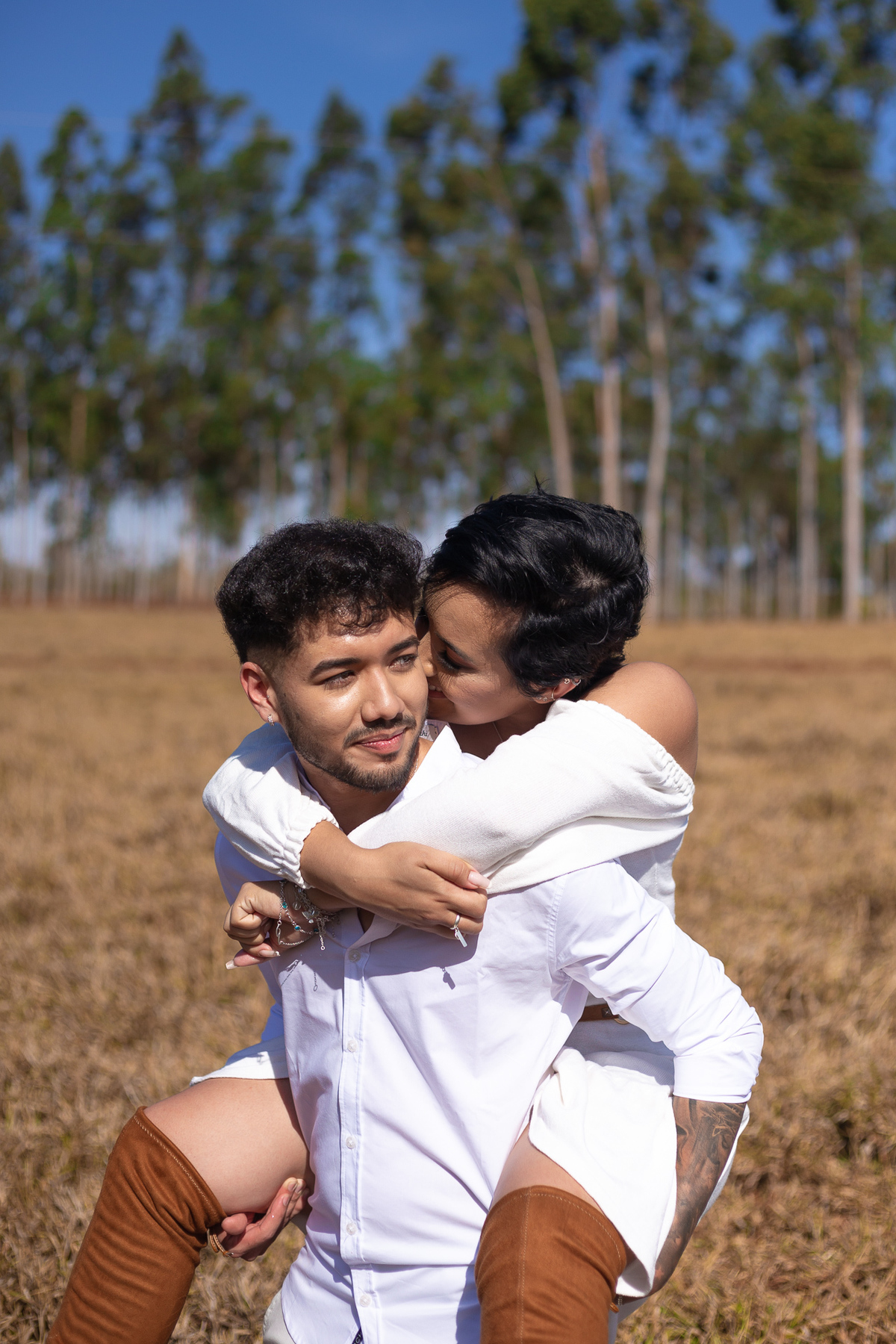 casamento-noivas-evento-foto-fotografia-uberaba-minas-ensaio-prewedding-sorriso-casal