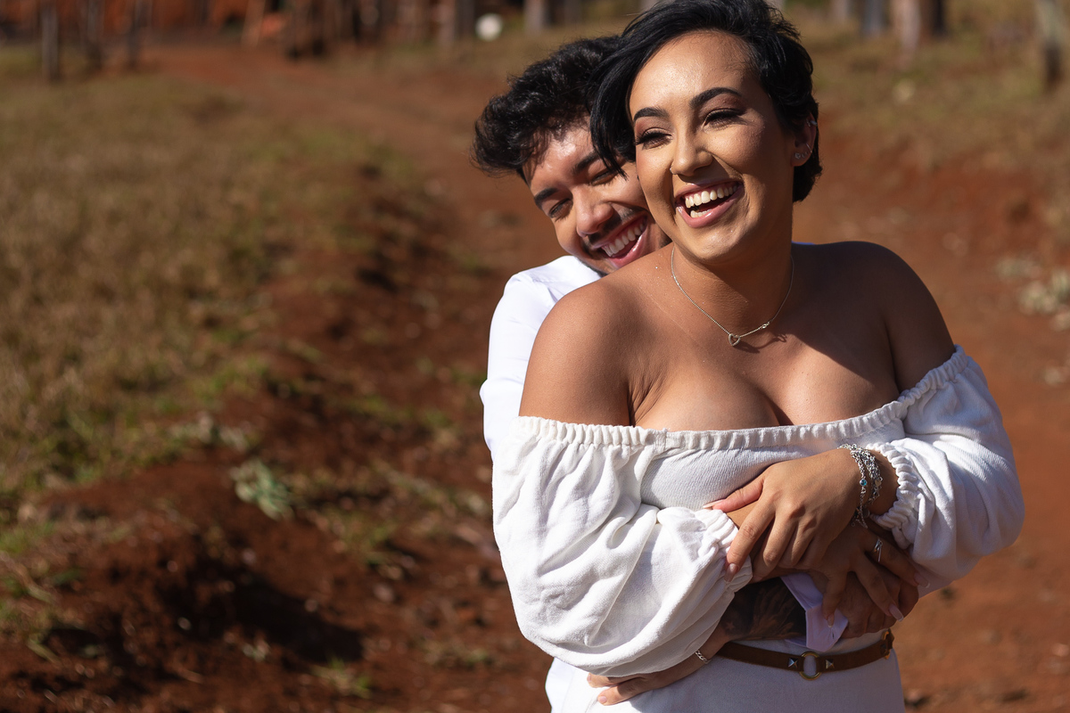 casamento-noivas-evento-foto-fotografia-uberaba-minas-ensaio-prewedding-sorriso-casal