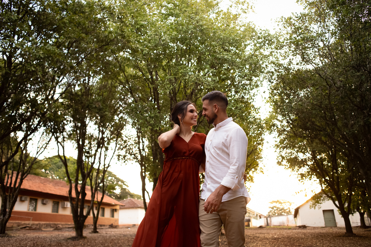 foto-fotografia-ensaio-precasamento-prewedding-casamento-noivos-noivas-wedding-natureza-campo-uberaba-minas