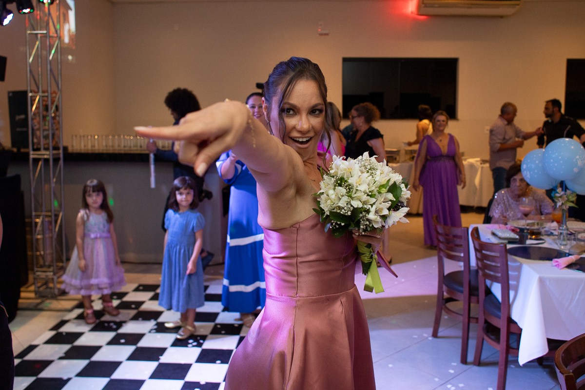 foto-fotografia-ensaio-precasamento-prewedding-casamento-noivos-noivas-wedding-natureza-campo-uberaba-minas-cerimonia-vestido-igreja-campo