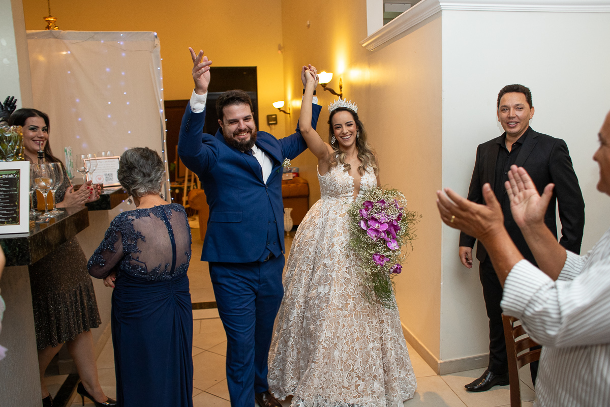 foto-fotografia-ensaio-precasamento-prewedding-casamento-noivos-noivas-wedding-natureza-campo-uberaba-minas-cerimonia-vestido-igreja-campo