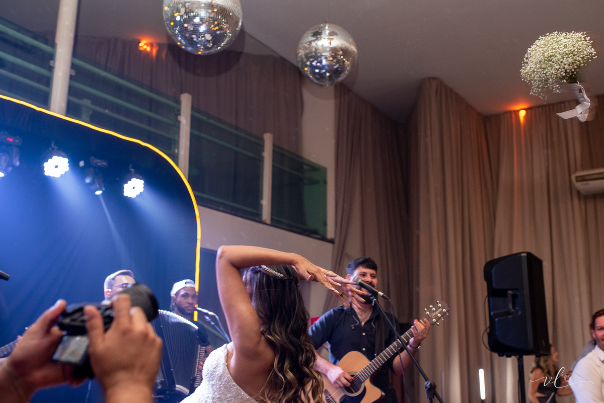 casamento-festa-makeup-buque-noivas-evento-foto-fotografia-uberaba-minas-sorriso-casal-festa-vestido-igreja-cerimonia