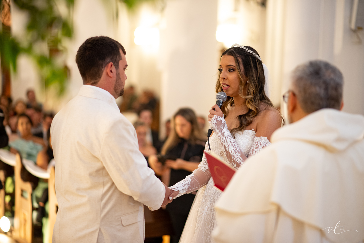 casamento-festa-makeup-buque-noivas-evento-foto-fotografia-uberaba-minas-sorriso-casal-festa-vestido-igreja-cerimonia