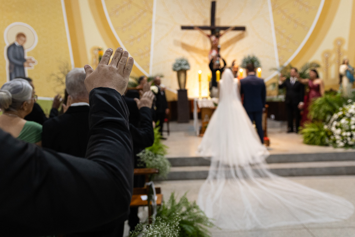 foto-fotografia-evento-casamento-ensaio-precasamento-prewedding-casamento-noivos-noivas-wedding-natureza-campo-uberaba-minas-igreja-cerimonia-vestido-festa