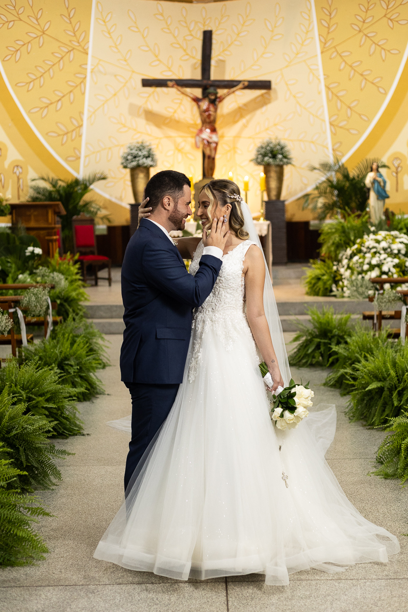 foto-fotografia-evento-casamento-ensaio-precasamento-prewedding-casamento-noivos-noivas-wedding-natureza-campo-uberaba-minas-igreja-cerimonia-vestido-festa