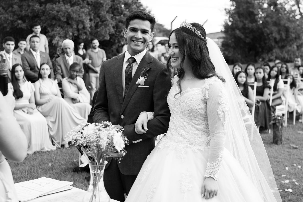 foto-fotografia-evento-casamento-ensaio-precasamento-prewedding-casamento-noivos-noivas-wedding-natureza-campo-uberaba-minas-igreja-cerimonia-vestido-festa