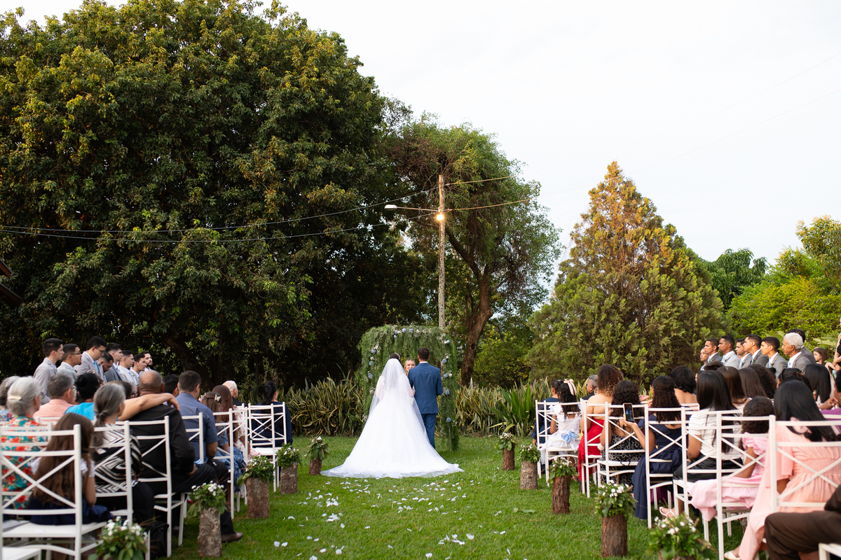 foto-fotografia-evento-casamento-ensaio-precasamento-prewedding-casamento-noivos-noivas-wedding-natureza-campo-uberaba-minas-igreja-cerimonia-vestido-festa