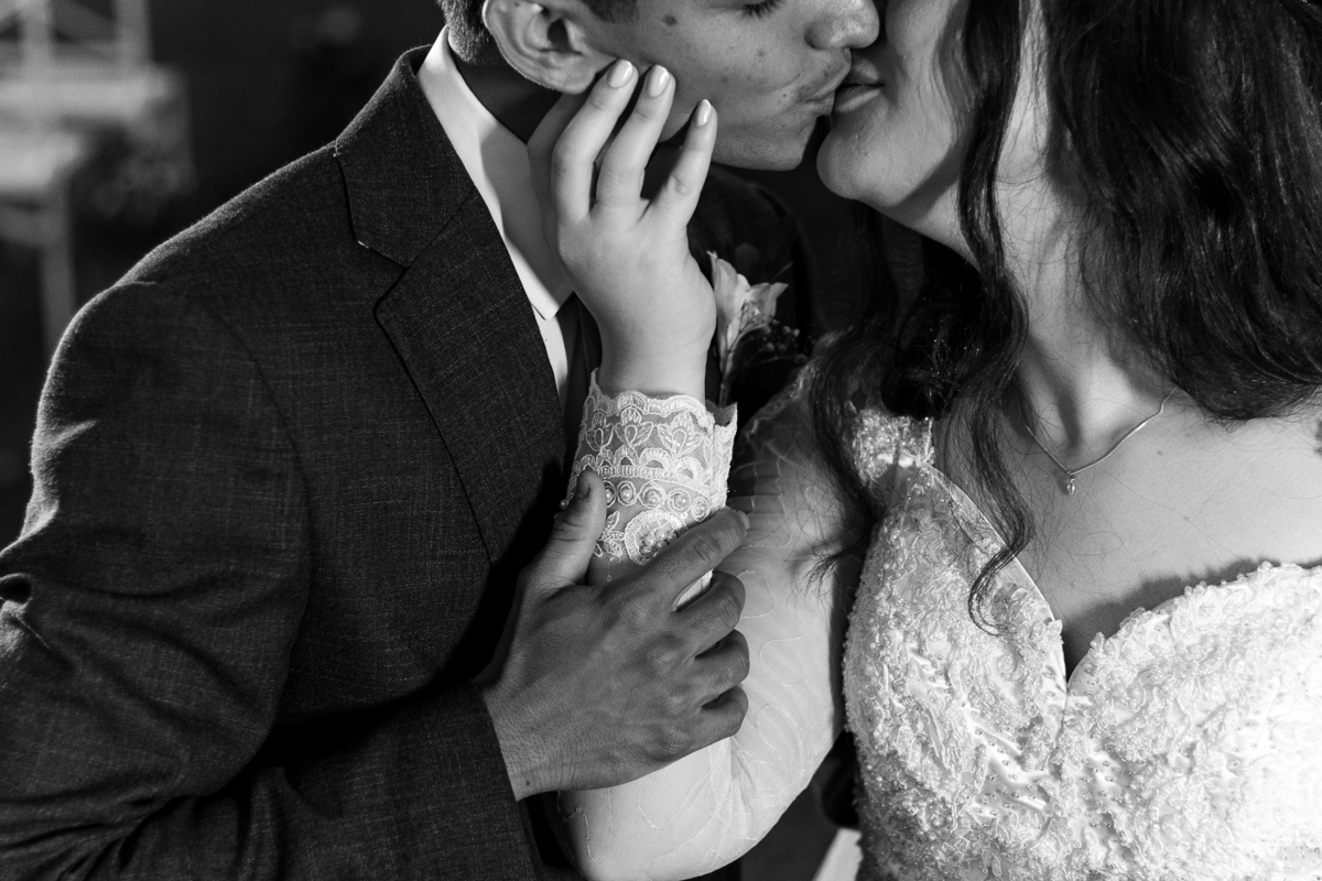 foto-fotografia-evento-casamento-ensaio-precasamento-prewedding-casamento-noivos-noivas-wedding-natureza-campo-uberaba-minas-igreja-cerimonia-vestido-festa