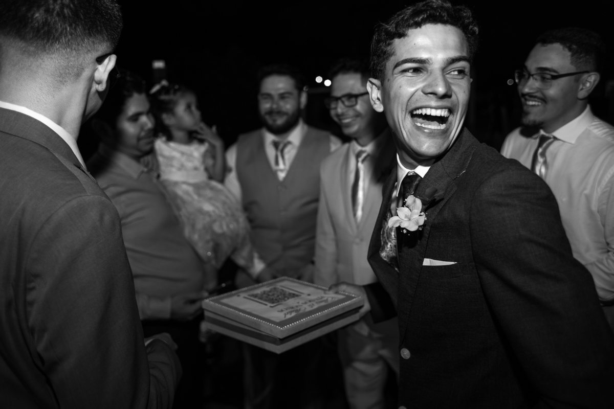 foto-fotografia-evento-casamento-ensaio-precasamento-prewedding-casamento-noivos-noivas-wedding-natureza-campo-uberaba-minas-igreja-cerimonia-vestido-festa