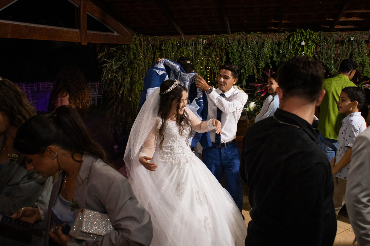 foto-fotografia-evento-casamento-ensaio-precasamento-prewedding-casamento-noivos-noivas-wedding-natureza-campo-uberaba-minas-igreja-cerimonia-vestido-festa